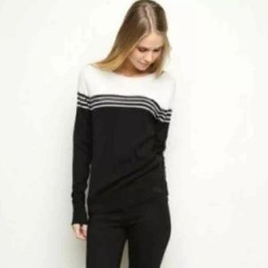 Brandy Melville Lyra sweater